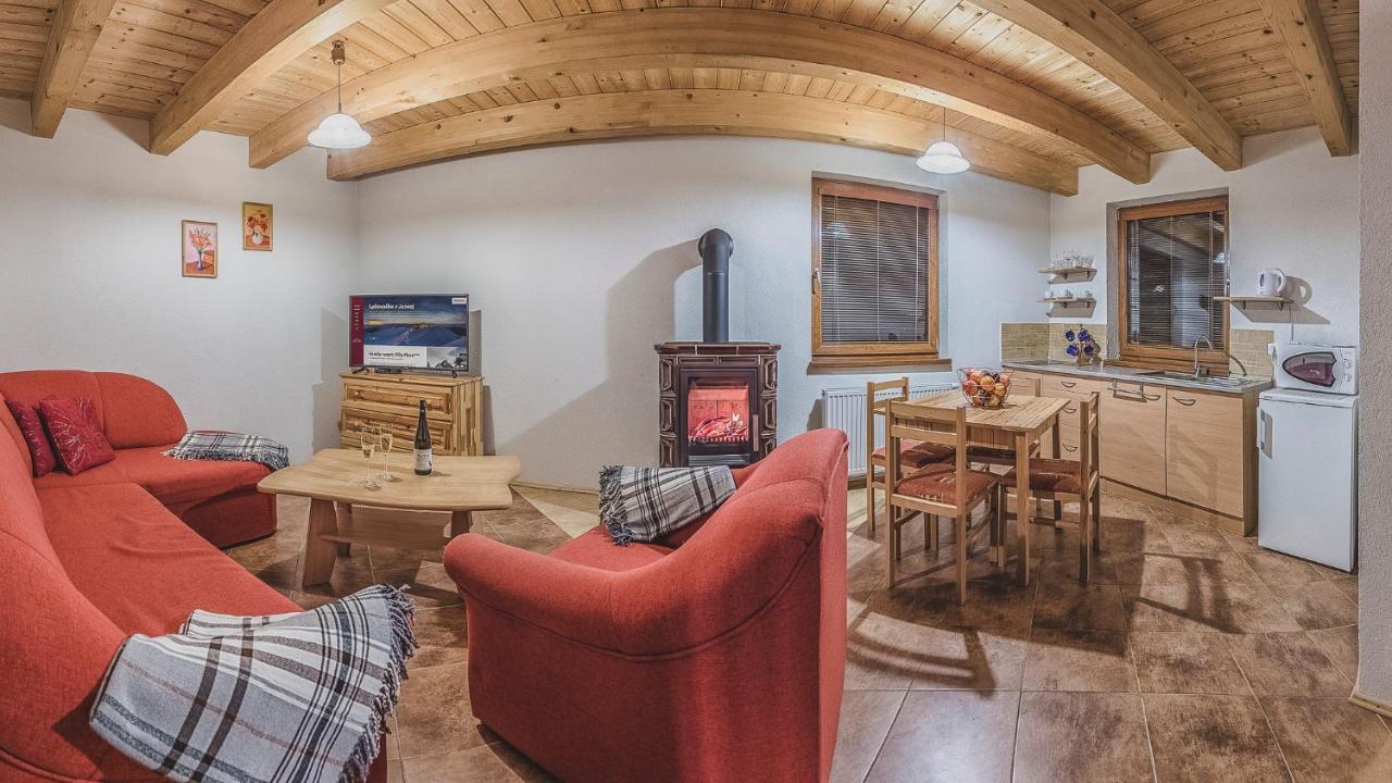 Apartmany A Studia Villa Flora Liptovská Sielnica Eksteriør billede